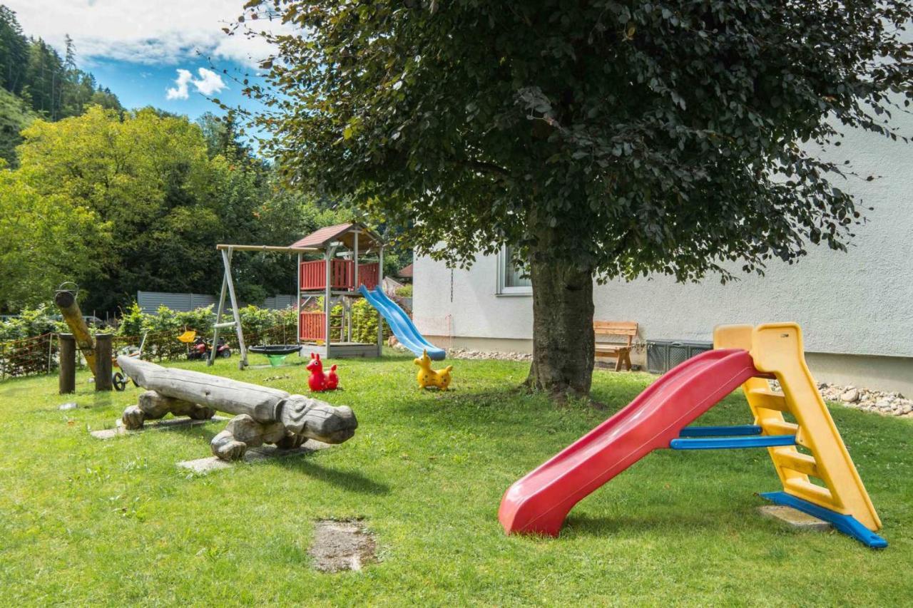 Hotel Ferienwohnanlage Oberaudorf Exterior foto