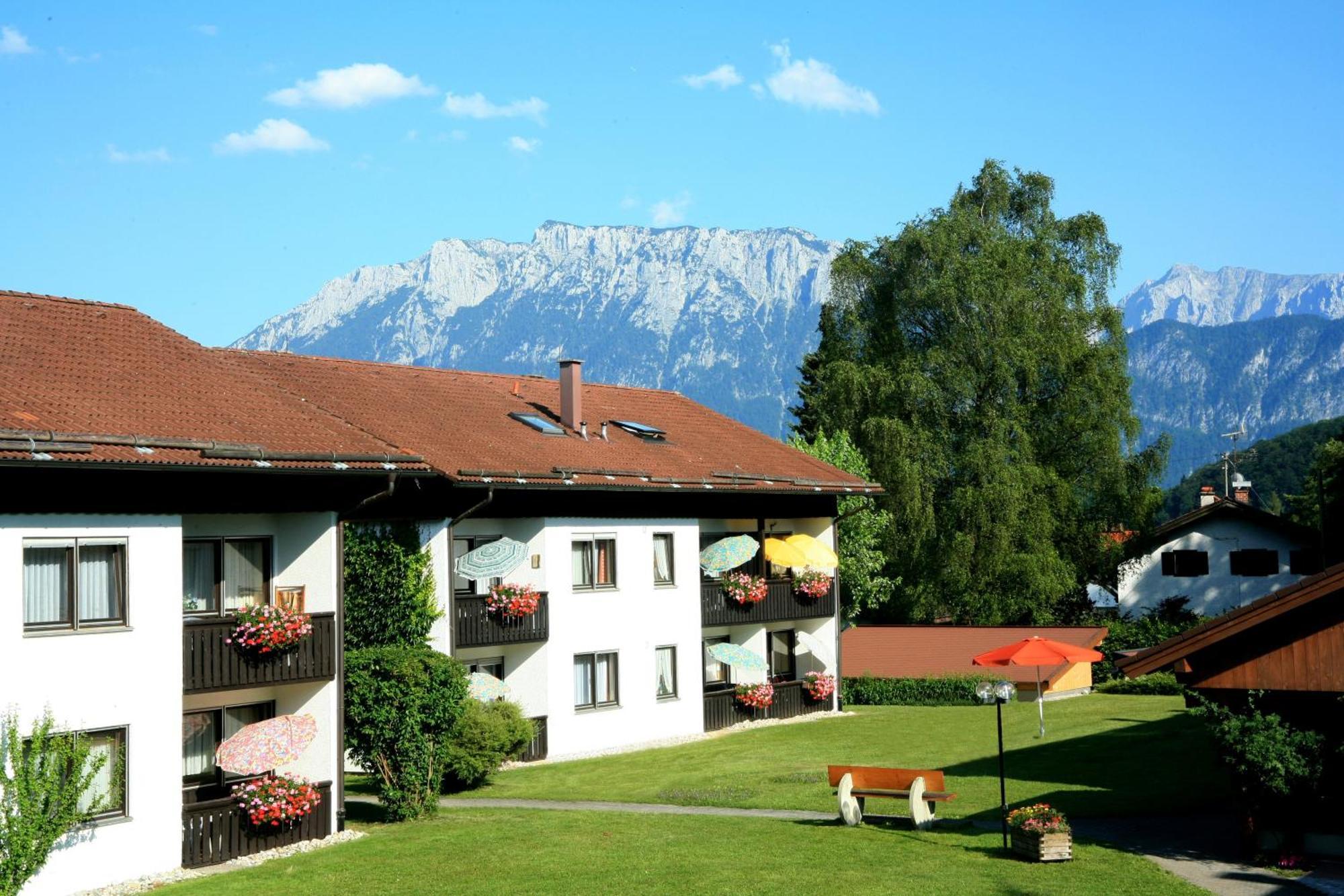 Hotel Ferienwohnanlage Oberaudorf Exterior foto