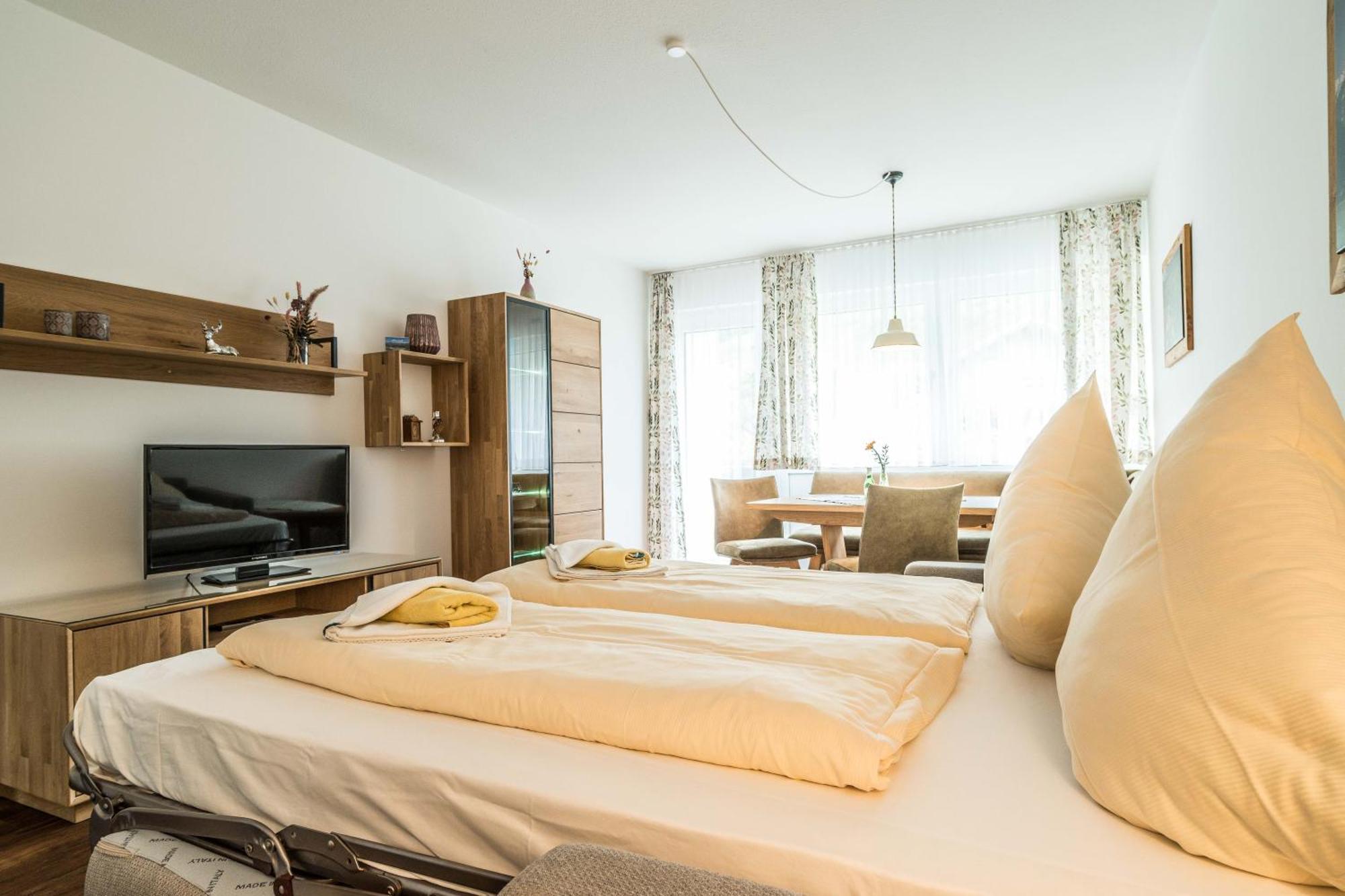 Hotel Ferienwohnanlage Oberaudorf Zimmer foto