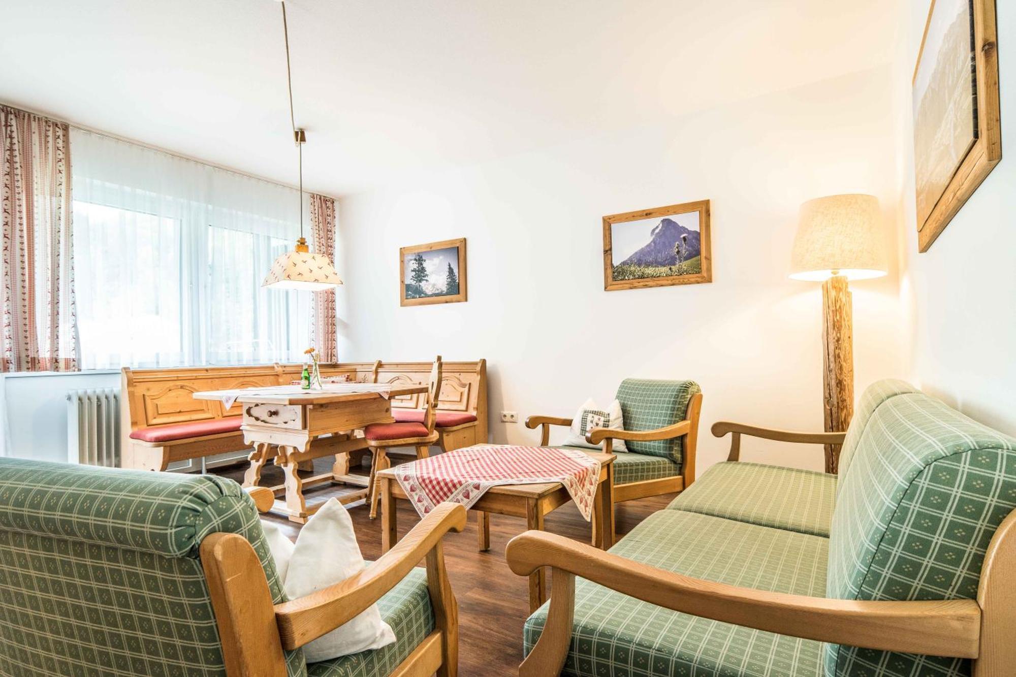 Hotel Ferienwohnanlage Oberaudorf Zimmer foto